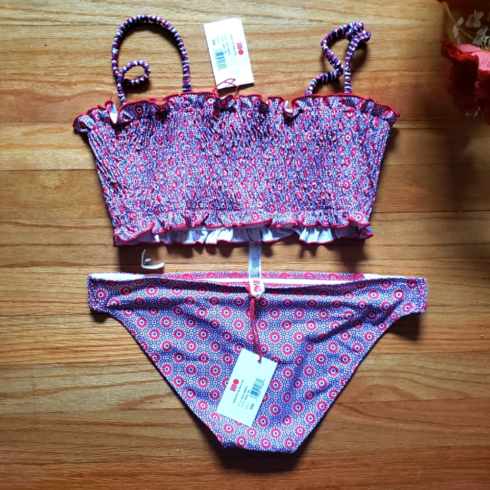 Solid & Striped 2 piece The Indigo Mosiac Floral red white blue Large NWT
